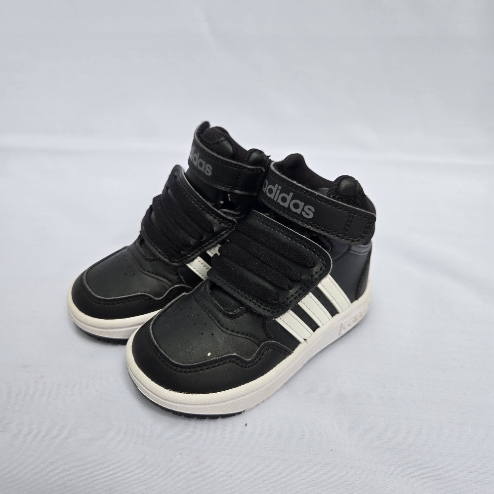 Adidas Kids Black High-Top Sneakers Size 6 Kids